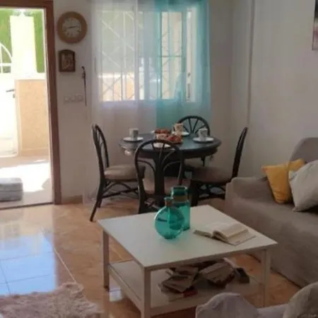 Gardens And Pool Apt * Torrevieja